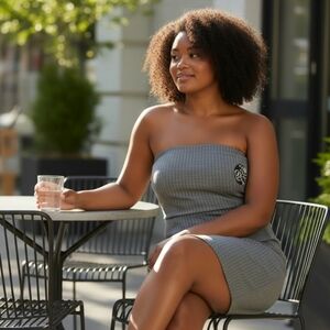 Chic Strapless Gray Dress